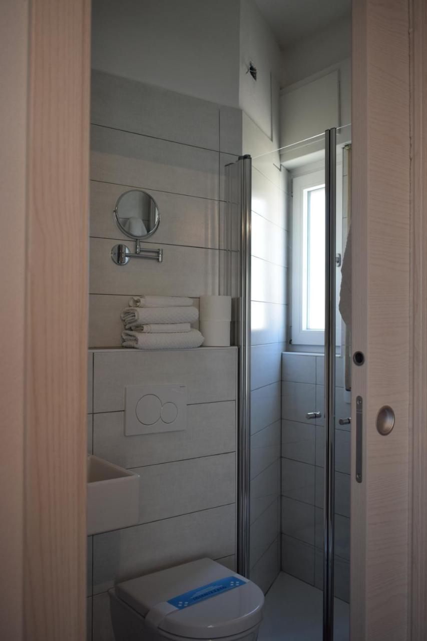 Albergo Al Pescatore Brenzone sul Garda Ngoại thất bức ảnh