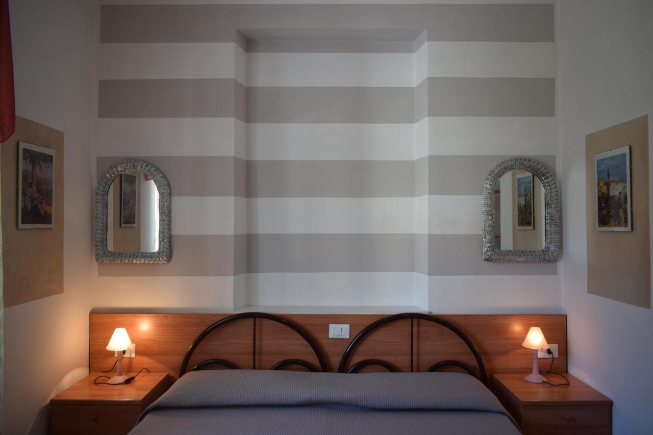 Albergo Al Pescatore Brenzone sul Garda Ngoại thất bức ảnh