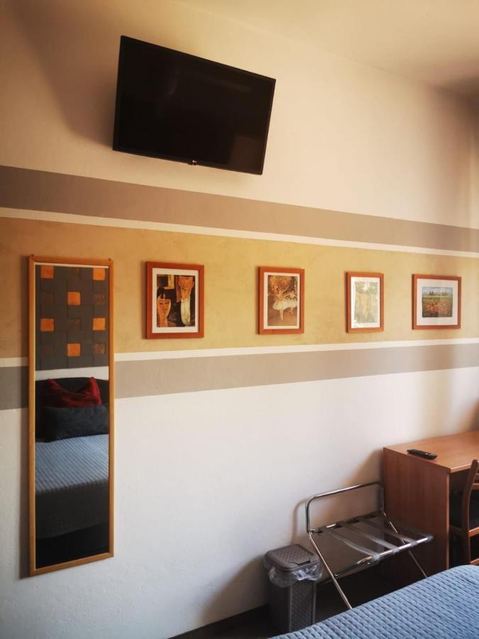 Albergo Al Pescatore Brenzone sul Garda Ngoại thất bức ảnh