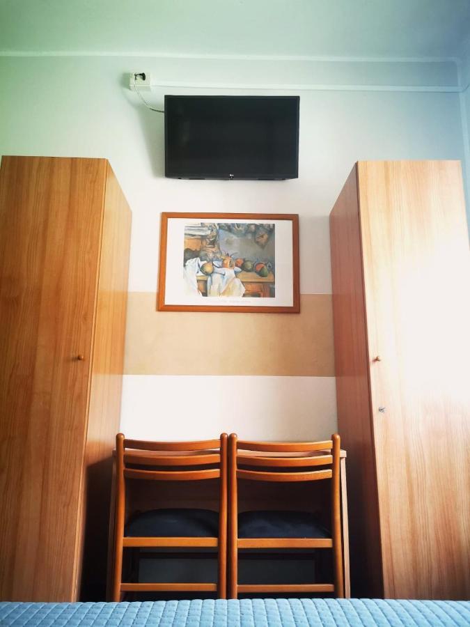 Albergo Al Pescatore Brenzone sul Garda Ngoại thất bức ảnh